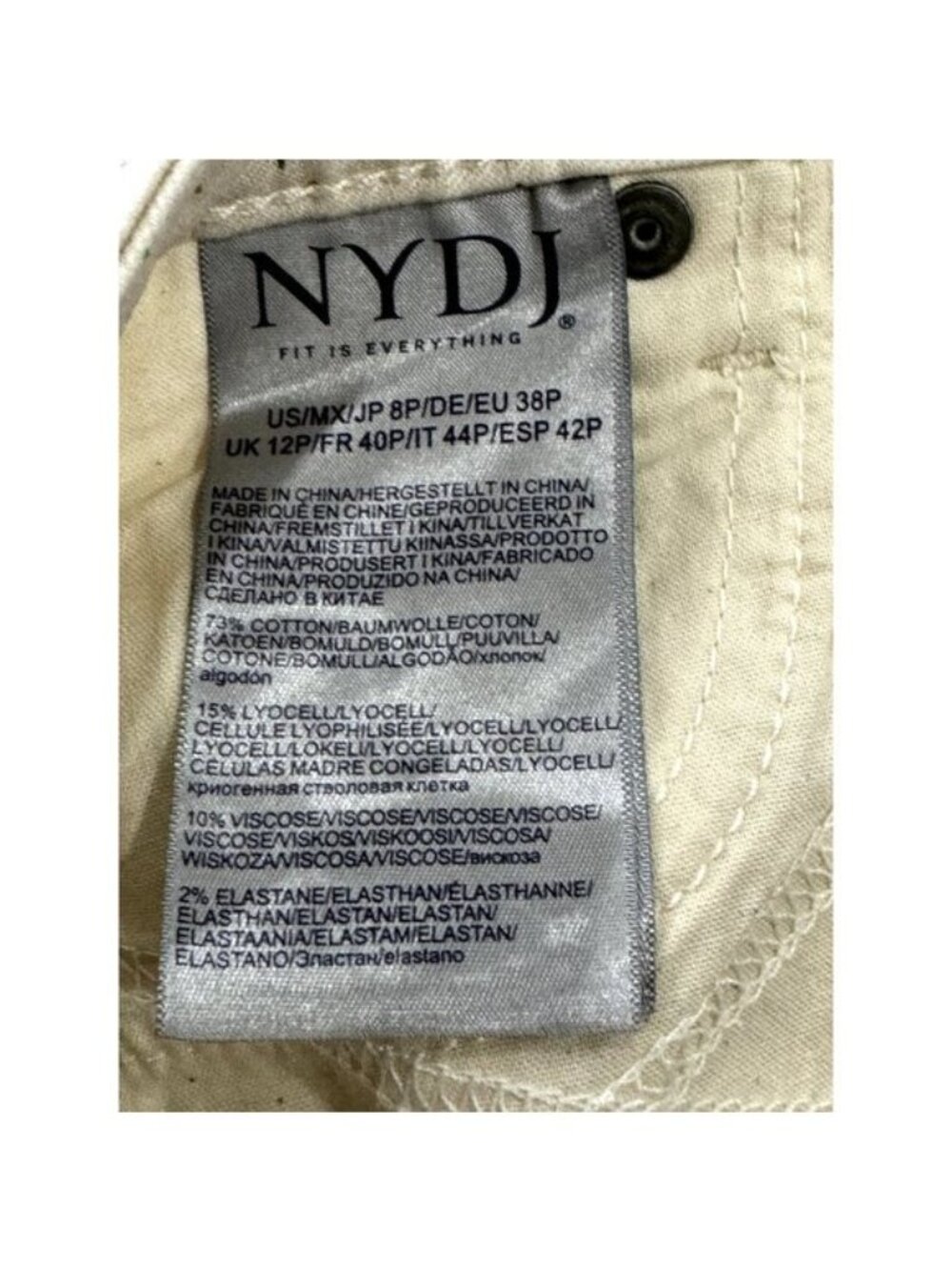 NYDJ Women's Palm Tree Print Denim Shorts With Lift Tuck Technology Size 8P Beig - Picture 9 of 12